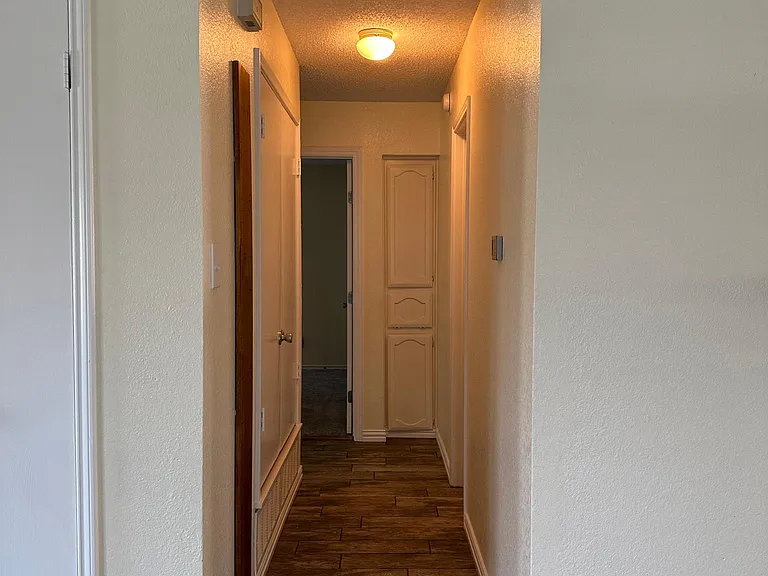 4144 Clary Dr — Photo 21