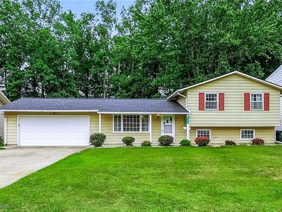 42954 Crestlane Dr, Elyria, OH, 44035