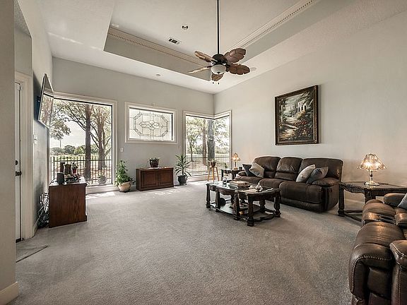 LIVING RM - GOLF COURSE VIEW