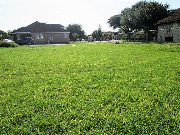 4th image of 301 Washingtonia Palm Ave