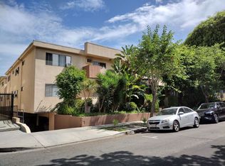 650 Westmount Dr APT 206, West Hollywood, CA 90069