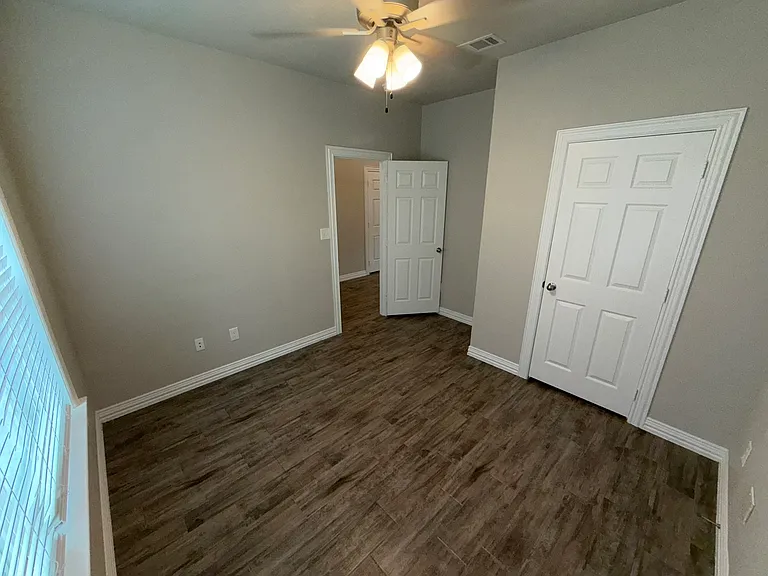 3314 Fenway Cir — Photo 8