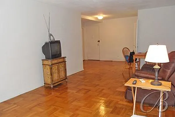 Rented by Bellmarc Realty | media 19