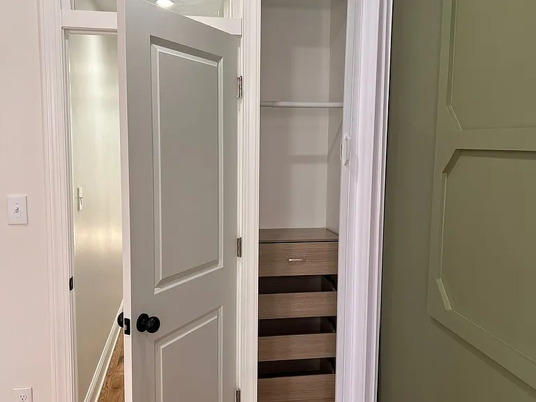 1808 N Howard St — Photo 16