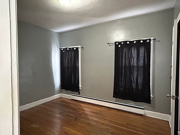 3rd image of 59 Parnell St Floor 1