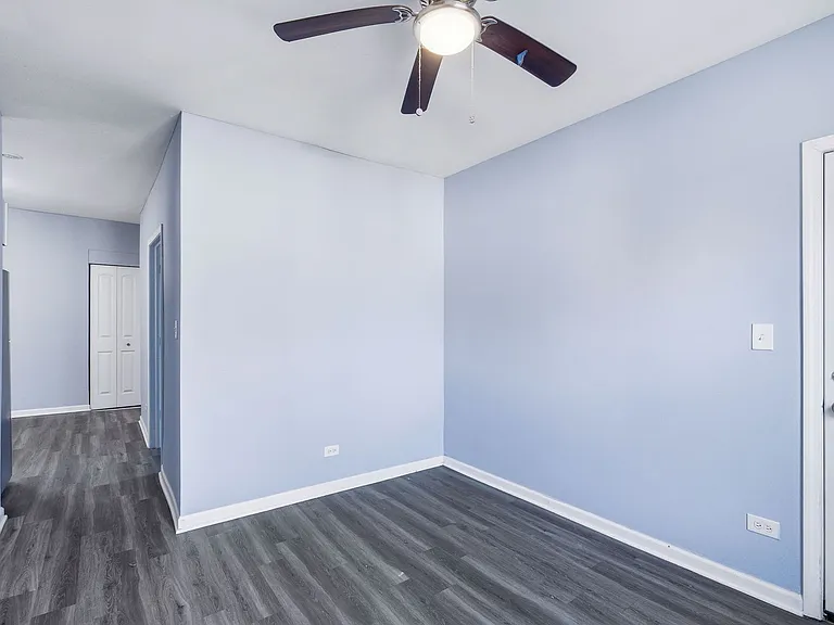 16 E 118th Pl #1F — Photo 7