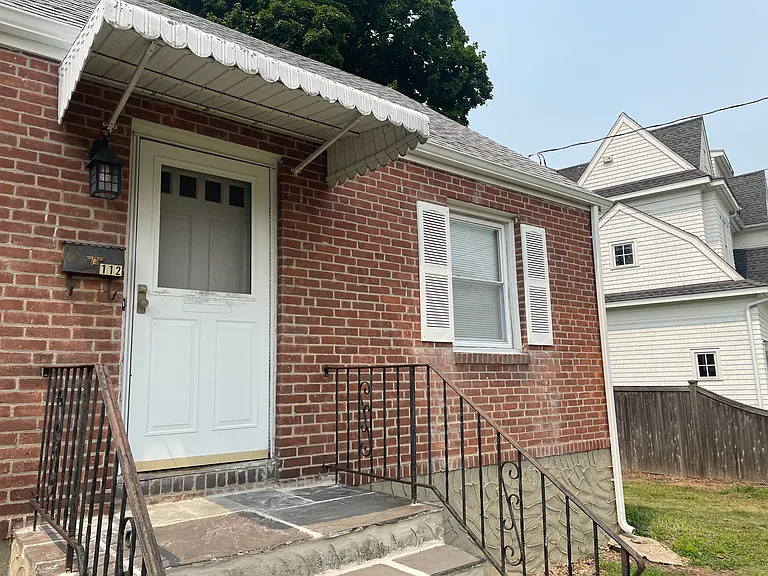 112 Howard St — Photo 8