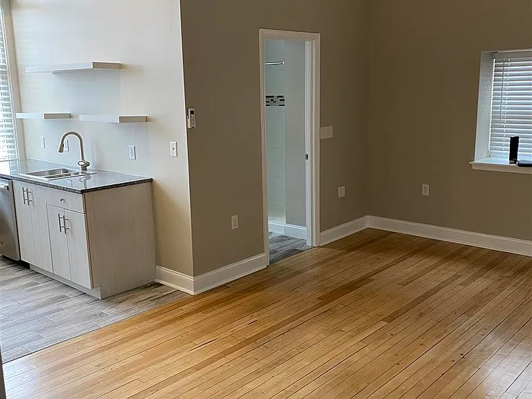 5 S Center St #212 — Photo 7