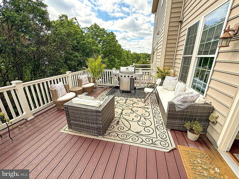 21268 Park Grove Ter — Photo 49