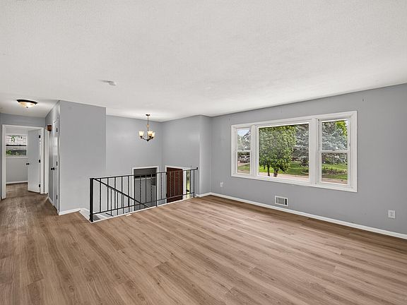5th image of 6709 Colorado Ave N