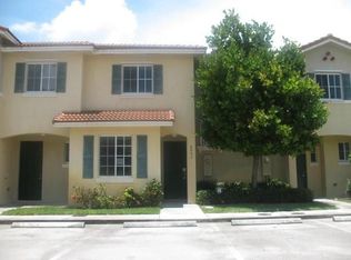 6033 SW 19th St, Pompano Beach, FL 33068