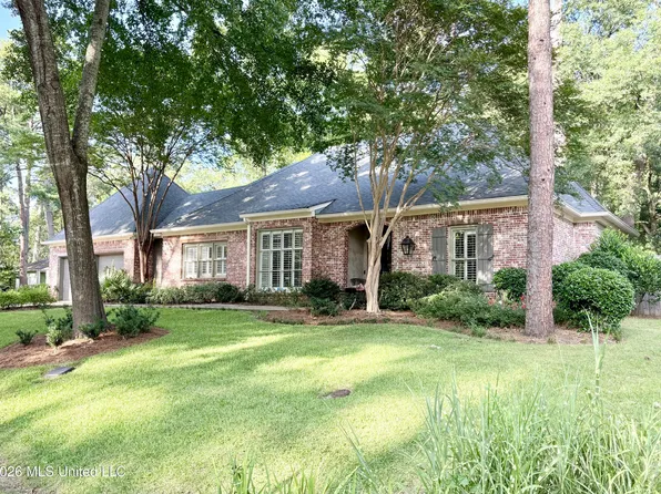 3920 Roxbury Rd, Jackson, MS 39211