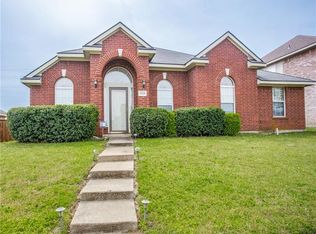 1112 Shadywood Dr, Cedar Hill, TX 75104