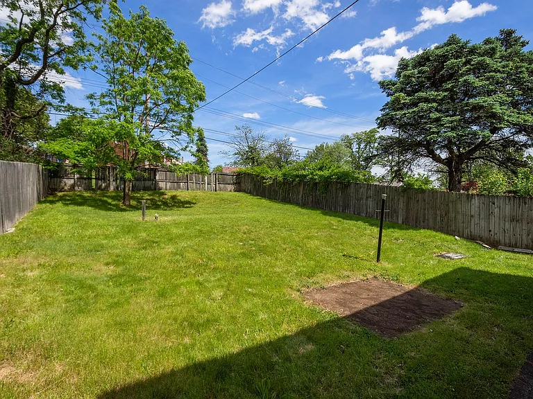 716 E Pittsburgh McKeesport Blvd — Photo 15