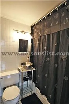 Rented by R New York | media 27