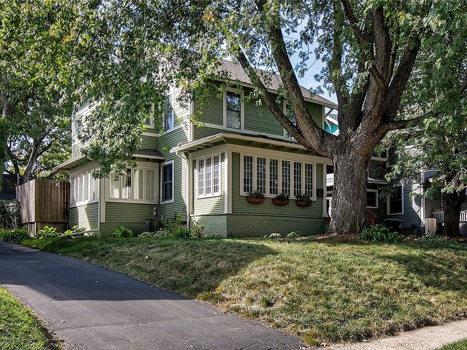 708 37th St, Des Moines, IA 50312 Zillow