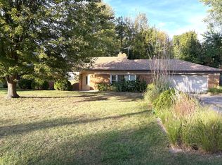 3014 Edgewater Dr, Waterford, MI 48328