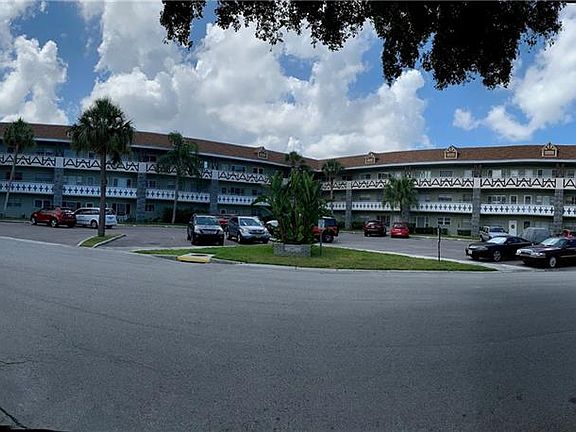 2nd image of 2447 Ecuadorian Way APT 55