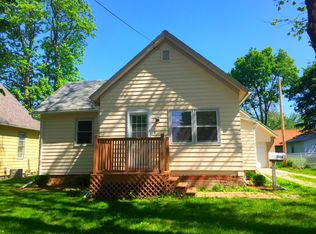1329 W Mulberry St, Bloomington, IL 61701