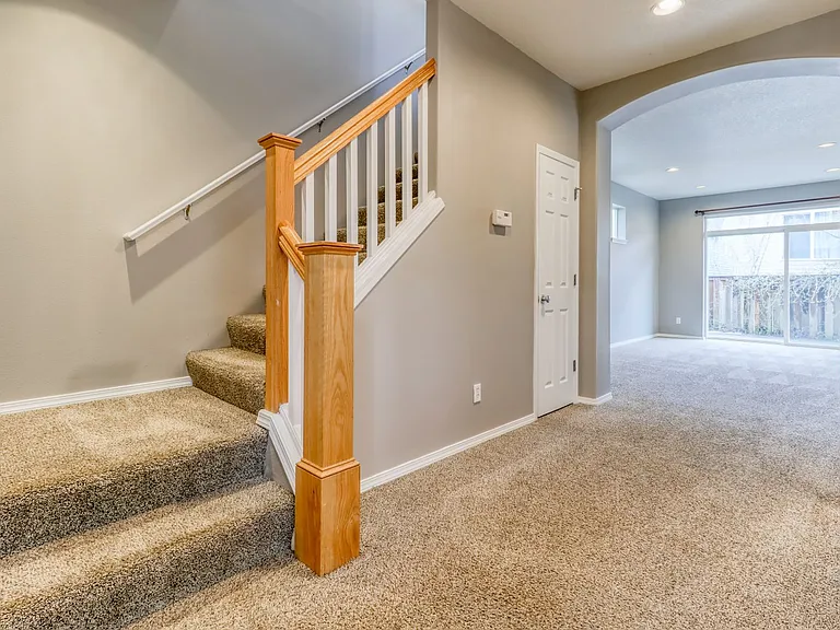 20467 SW Rosemount St — Photo 11