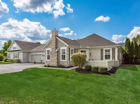 5247 Hayden Woods Ln, Hilliard, OH 43026