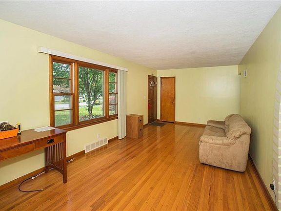 3rd image of 2846 N 64th St