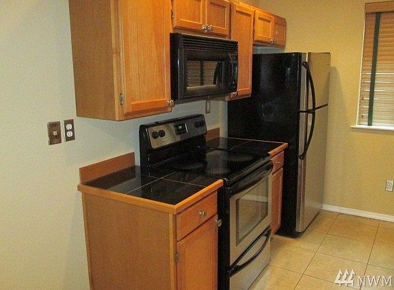 5th image of 112 174th St E #E