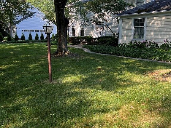 3rd image of 6775 Saint James Cir