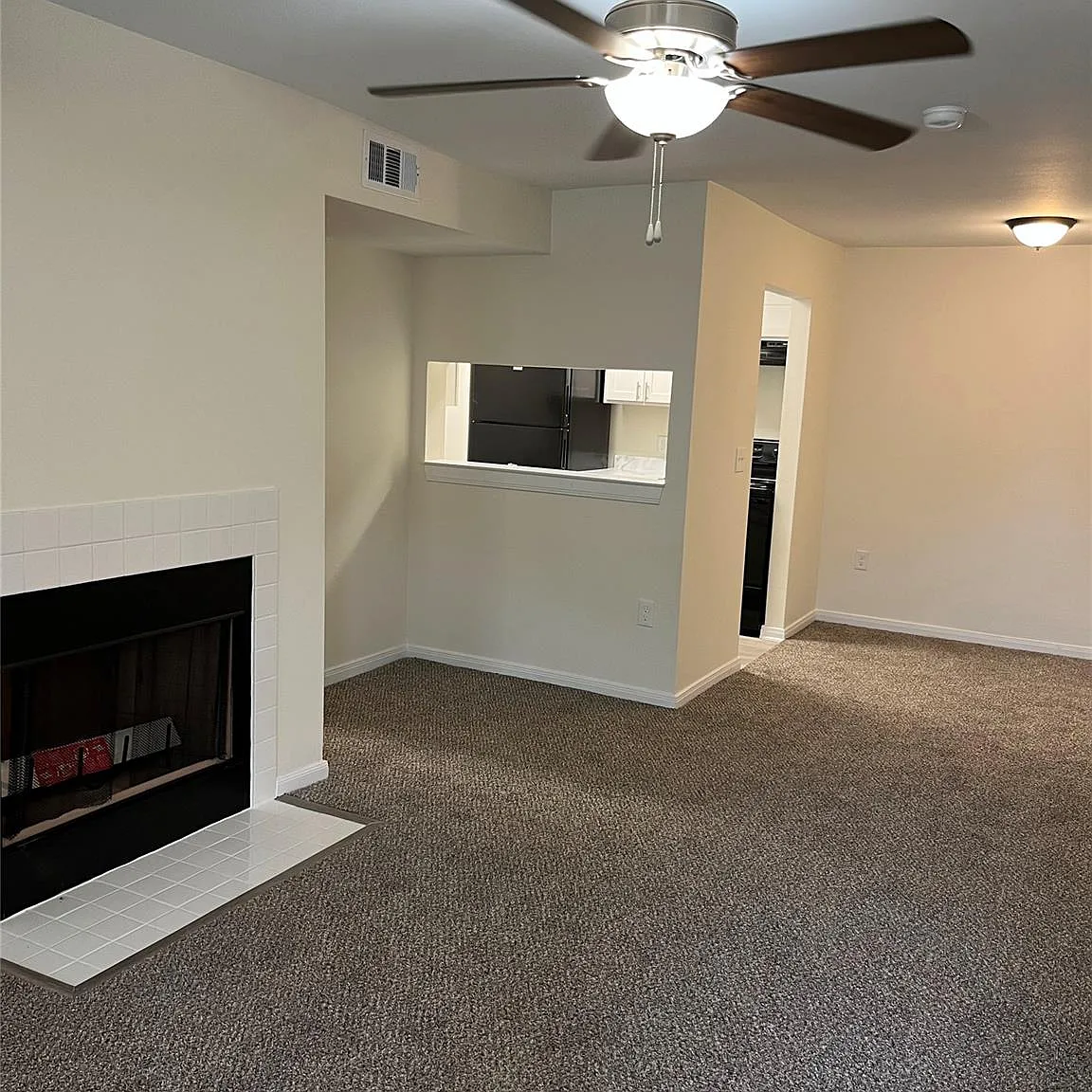 2 bed, 2.0 bath, 1894 sqft, $1,450 — Photo 1