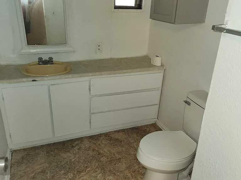 11202 Private Road 6104 — Photo 16