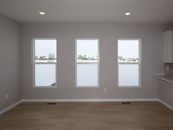 2nd image of 68 Banyan Dr