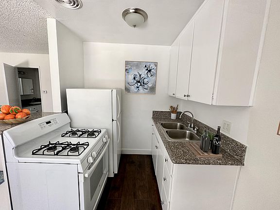4th image of 11964 Lindblade St APT 2