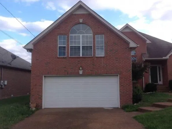 4229 October Woods Dr, Antioch, TN 37013