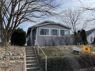 1844 Monroe Ave NW, Grand Rapids, MI