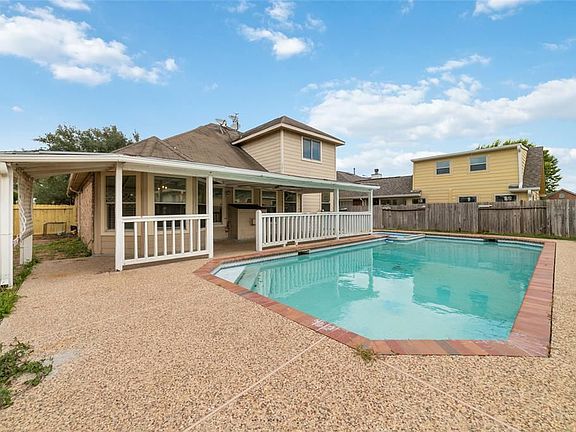 5th image of 3315 Pecan Mill Dr
