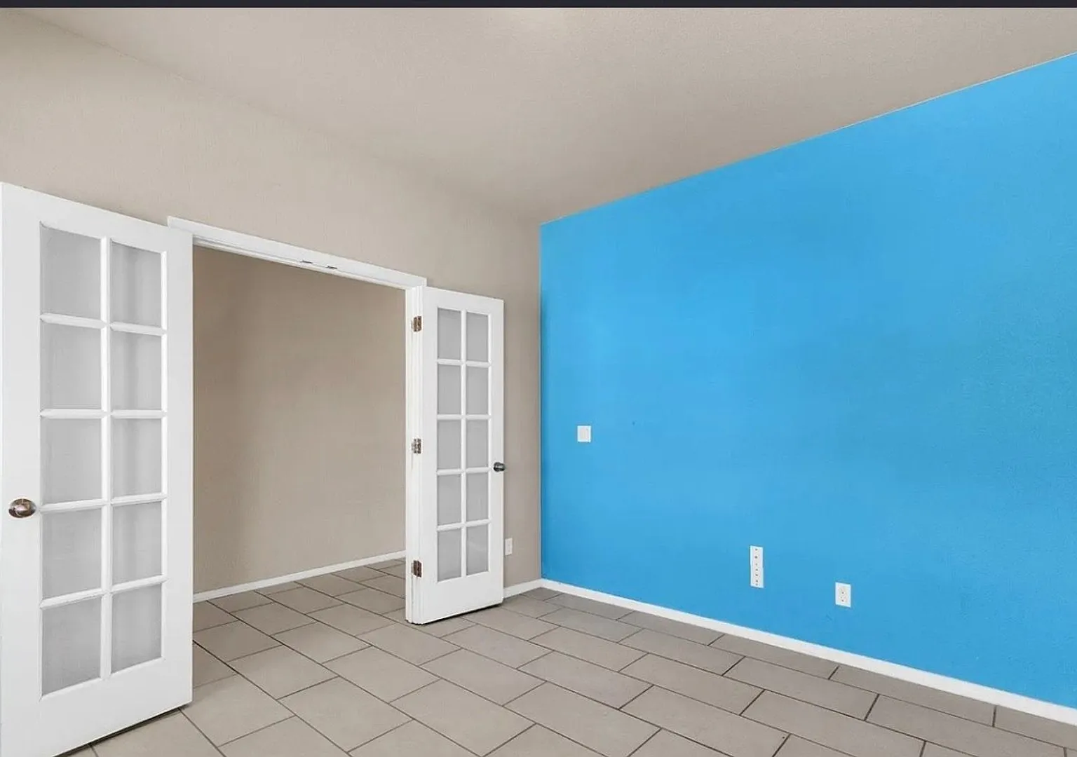 Spacious 4BR House in El Paso — Photo 3