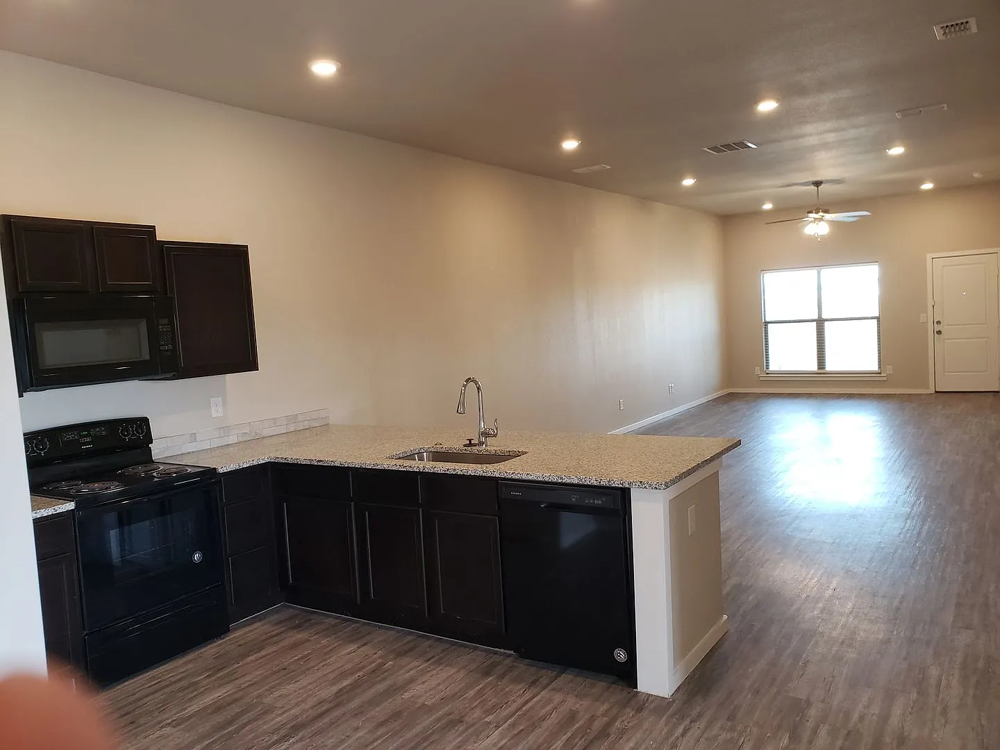 LCM 1620 133rd St — Photo 3