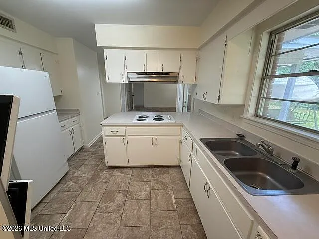204 Church St — Photo 12