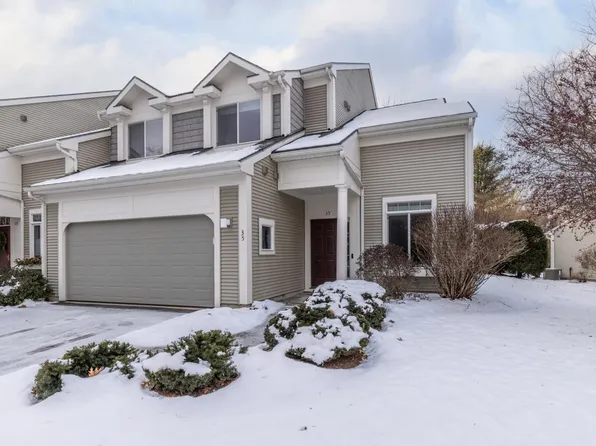 35 Hummingbird Lane, South Burlington, VT 05403