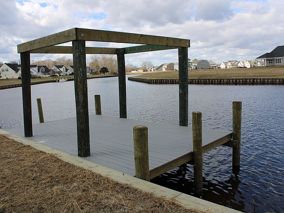 5th image of 121 Pelican Pointe Dr Lot 11