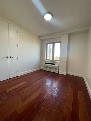 Rented by REAL New York | media 6