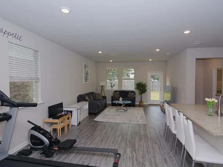 6720 Tiger Pointe Dr — Photo 6