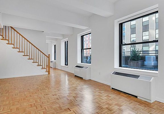 4th image of 85 John St APT 2G
