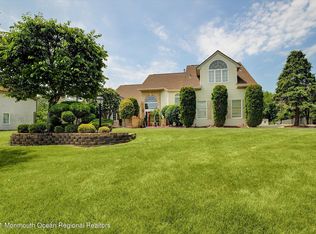 30 Polo Club Dr, Freehold, NJ 07728