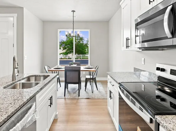 835 E 270 S #8, Smithfield, UT 84335