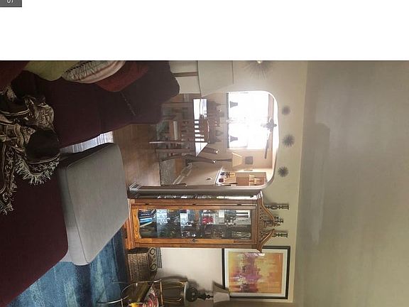 3rd image of 2222 Ardmore Ave