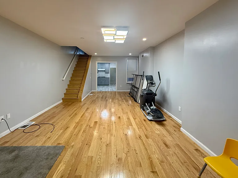 2623 E Norris St — Photo 8