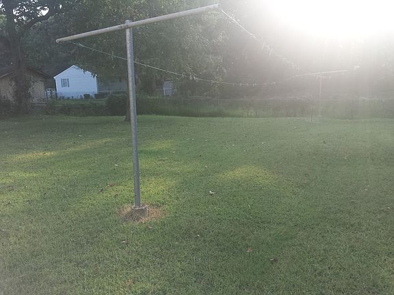 5th image of 1036 Augusta Ave