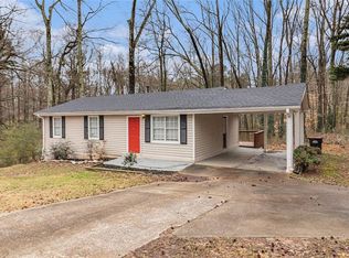 3552 Meadowview Dr, Lithia Springs, GA 30122