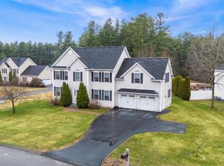 11 Tanager Way, Londonderry, NH 03053